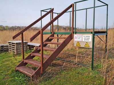 Die Aussichtsplattform auf dem Lehrpfad